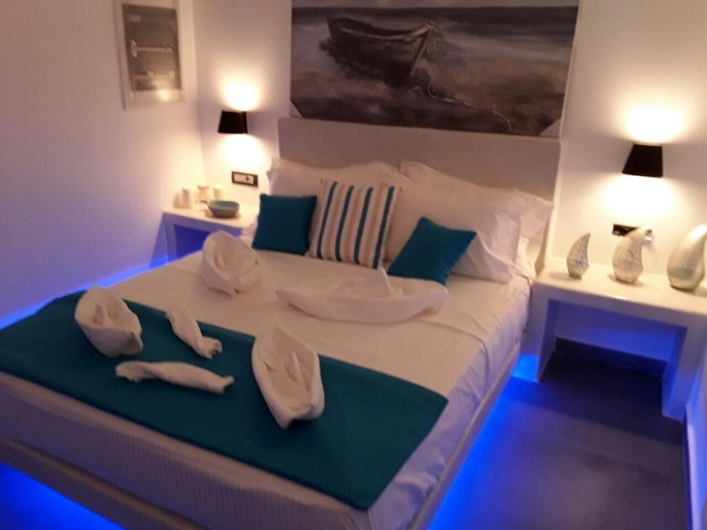 Santoxenia Luxury Villa Kamári Dış mekan fotoğraf