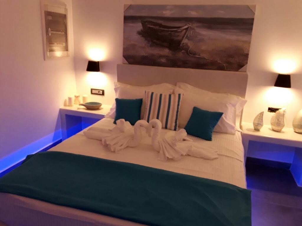 Santoxenia Luxury Villa Kamári Dış mekan fotoğraf